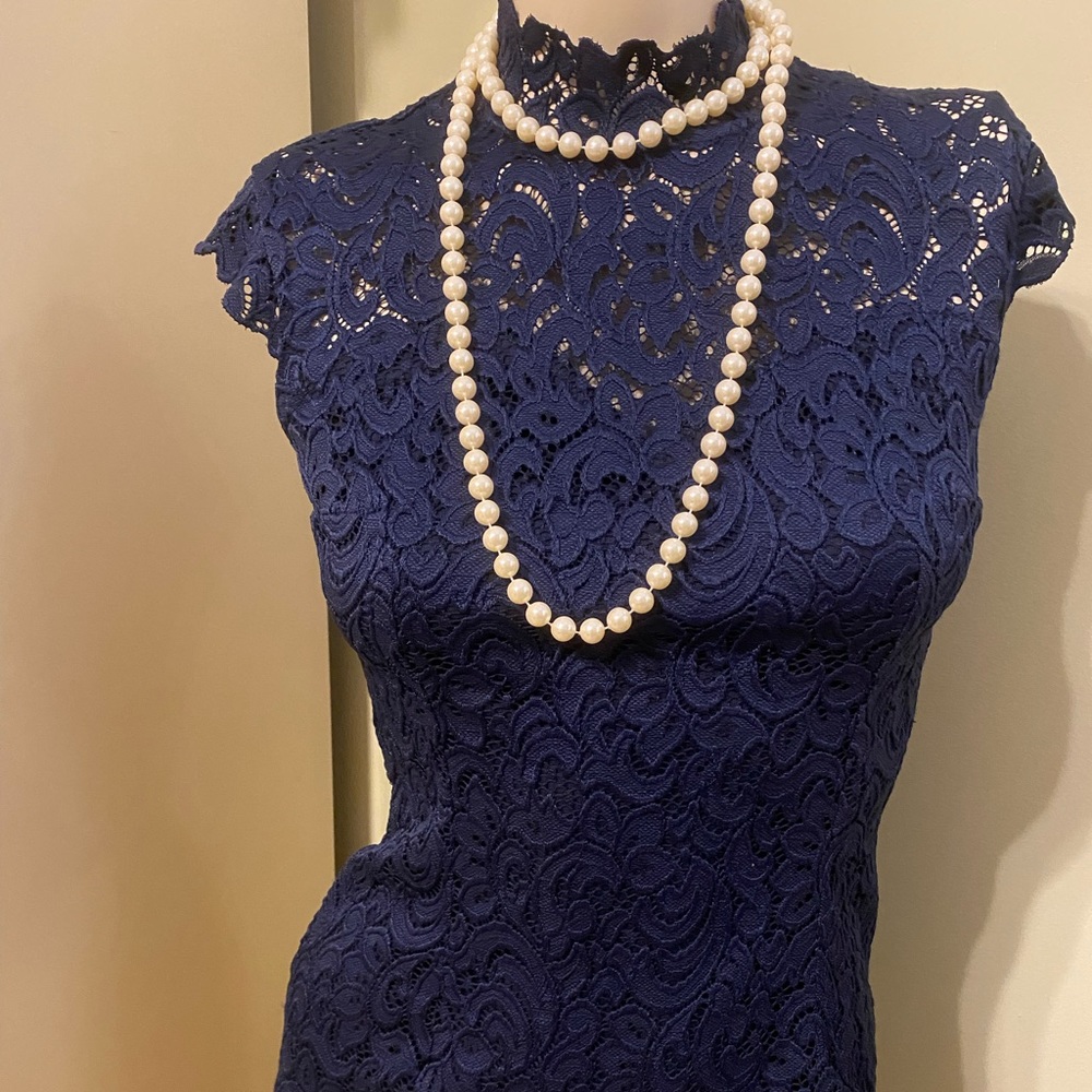 BEAUTIFUL & ELEGANT NAVY BLUE BLOUSE SIZE  S 4-6 🌹 - Picture 2 of 6
